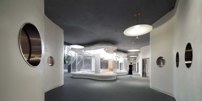 Рисунок 5. Шэньчжэньский детский сад короля в Шэньчжэне, Китай [Archdaily URL: https://www. archdaily.com/968123/golden-applekindergarten-groundwork-architects-and-associates?ad_source= search&ad_medium=projects_tab (дата обращения: 12.12.2023)] Figure 5. Shenzhen King Kindergarten in Shenzhen, China