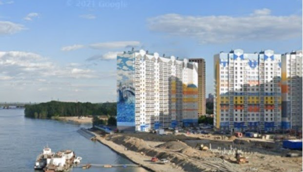 Рисунок 1. Строительство в водоохранной зоне реки Figure 1. Construction in the river protection zone