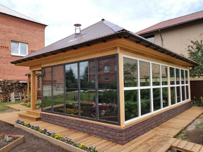 Рисунок 5. Гостевой дом-баня 45м2, Иркутская об-ласть [Игорь Огородников 2021] Figure 5. Guest house 45m2 in Irkutsk